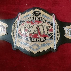 Cinto de Campeonato Mundial de Luta Pesada CZW Tamanho Adulto Réplica de Couro Réplica de Cinto de Título Melhor Presente para Ele Amante de Luta Livre e Boxe