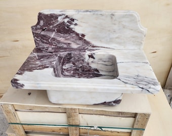 Calacatta-altvioolmarmeren wandgemonteerde wastafel, toilettafel