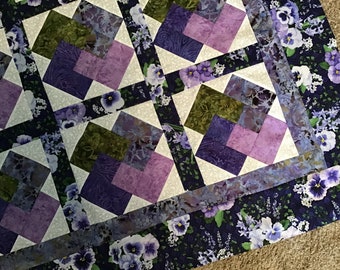 Quilt Top to Finish Card Trick Beautiful Pansies 40 x 51 inches