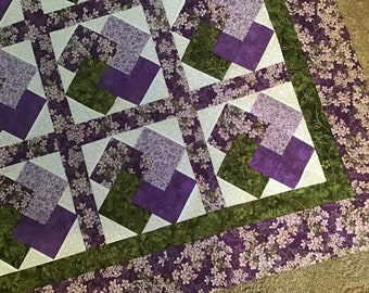 Quilt Top to Finish Card Trick Beautiful Lilacs 51 x 62 inches