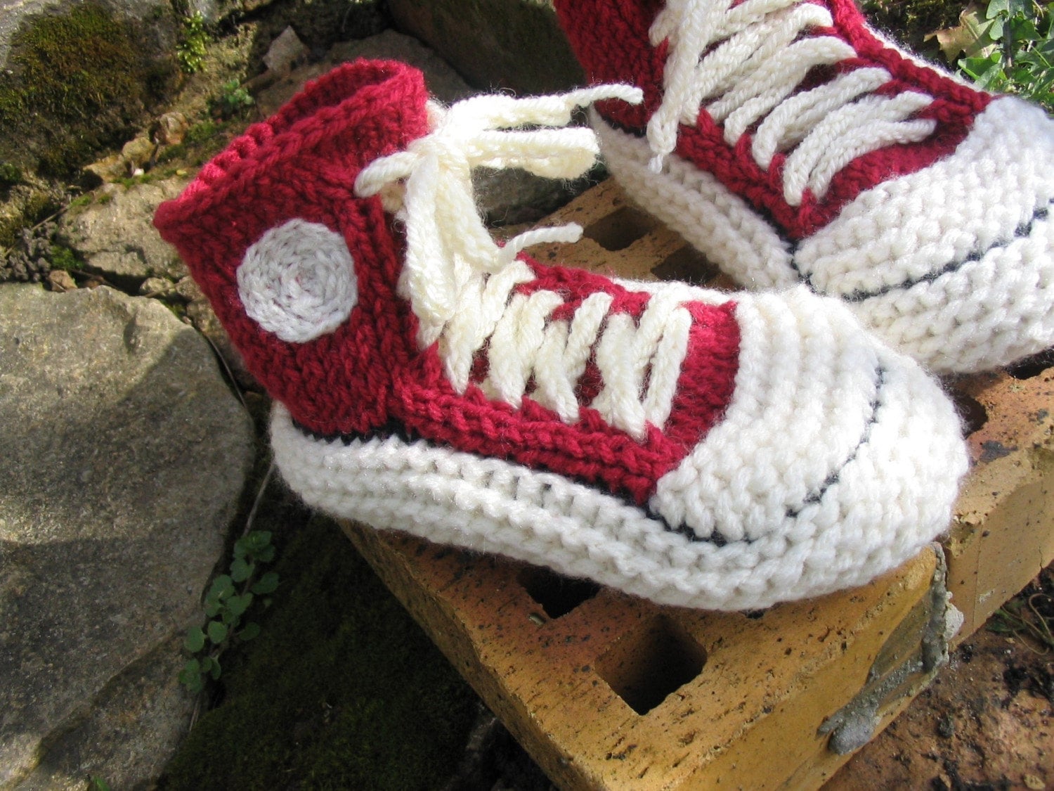 galope explosión Escabullirse Knitted Converse - Etsy