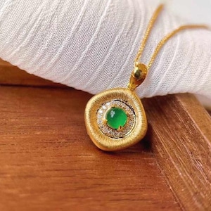 18K Gold Natural Diamond Natural Top Green Type A Jadeite Jade Pendant (No Gold Necklace Chain Included),Natural Jade Pendant,StylishPendant