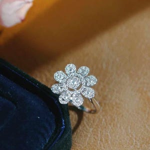 18K Weißgold Natürlicher Diamant Ring, Gänseblümchen Diamant Ring, Gold Diamant Ring, echter Diamant Ring, Ehering, Verlobungsring