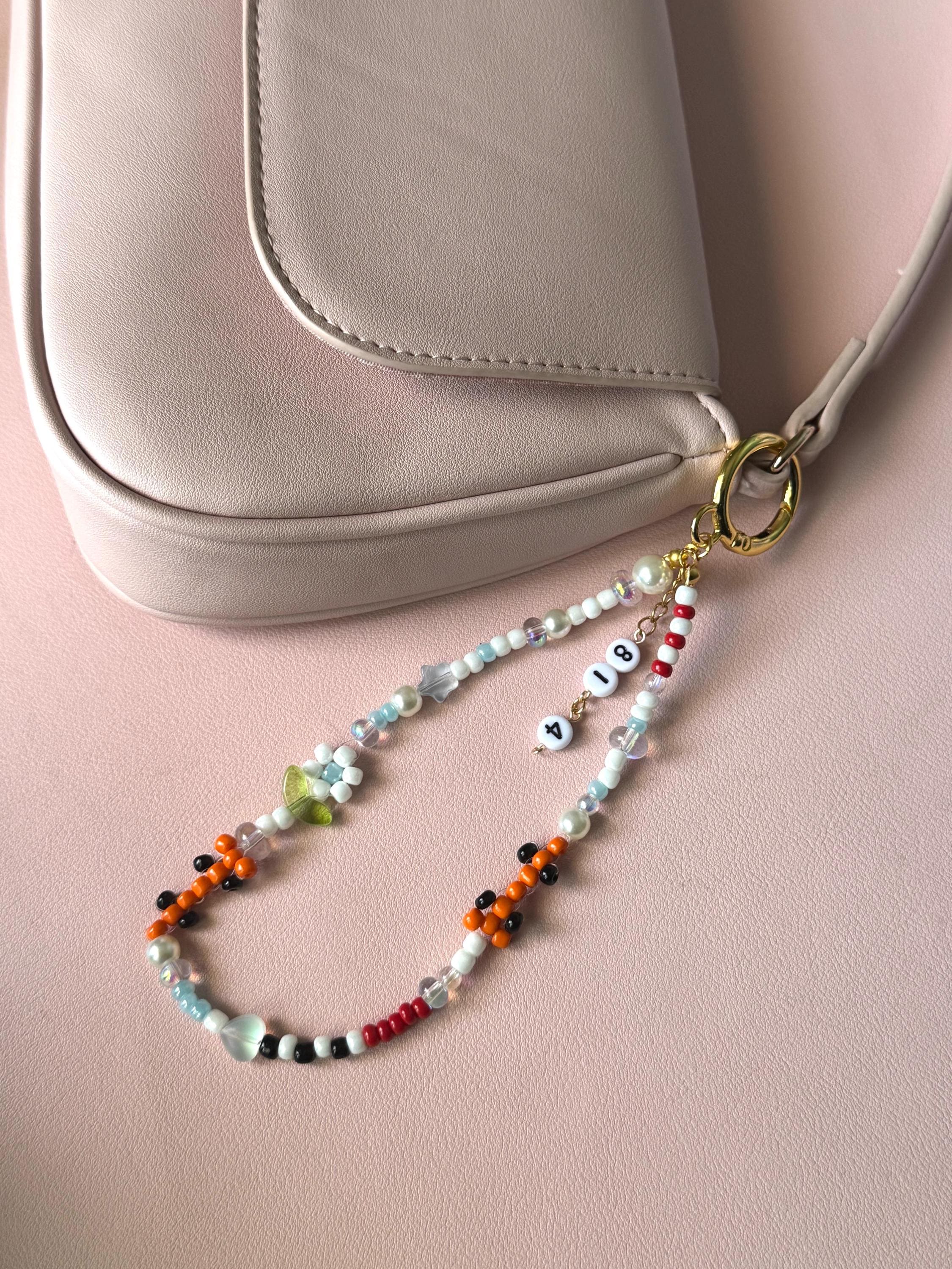 Red bull charms - Etsy 日本