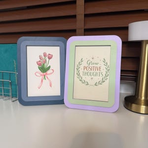 Matte finish colorful frame for 4x6 photos with tabletop stand
