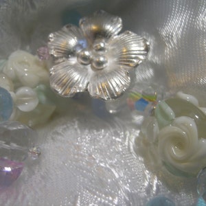 Daphne Spring Garden Aquamarine, Bridal Pastel Artisan Lampwork Gemstone Bracelet image 4