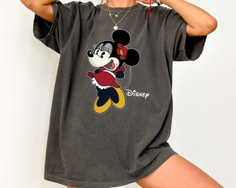 Comfort Colors Disney Classic Minnie Pose T-shirt,Cute  Minnie T-shirt, Disneyland Holiday Vacation T-shirt, Disney Retro T-shirt,Disneyland