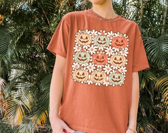 Funny Pumpkin T-shirt, Floral Pumpkins T-shirt, Retro Pumpkin T-shirt, Cute T-shirt for fall, Halloween Funny Pumpkin, Spooky Halloween Tee