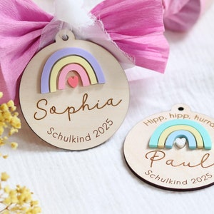 Anhänger Schultüte Regenbogen, Schultütenanhänger Name, Einschulung 2025, Schultüte Mädchen Junge, Geschenk für Schulkind