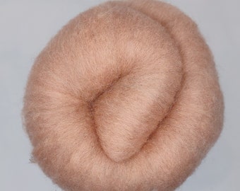 Cantaloupe Merino Wool Roving - Spinning