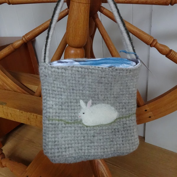 Spinning Wheel Accessory Bag Rabbit