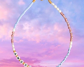 Collar de perlas de agua dulce "Amore" de Juicy Jewels - collar de perlas hecho a mano con cuentas, joyería elegante con cierre chapado en oro