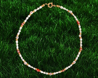 Collar de perlas de agua dulce de flores - Collar de flores hecho a mano con cierre chapado en oro, regalo elegante para ella, joyería natural