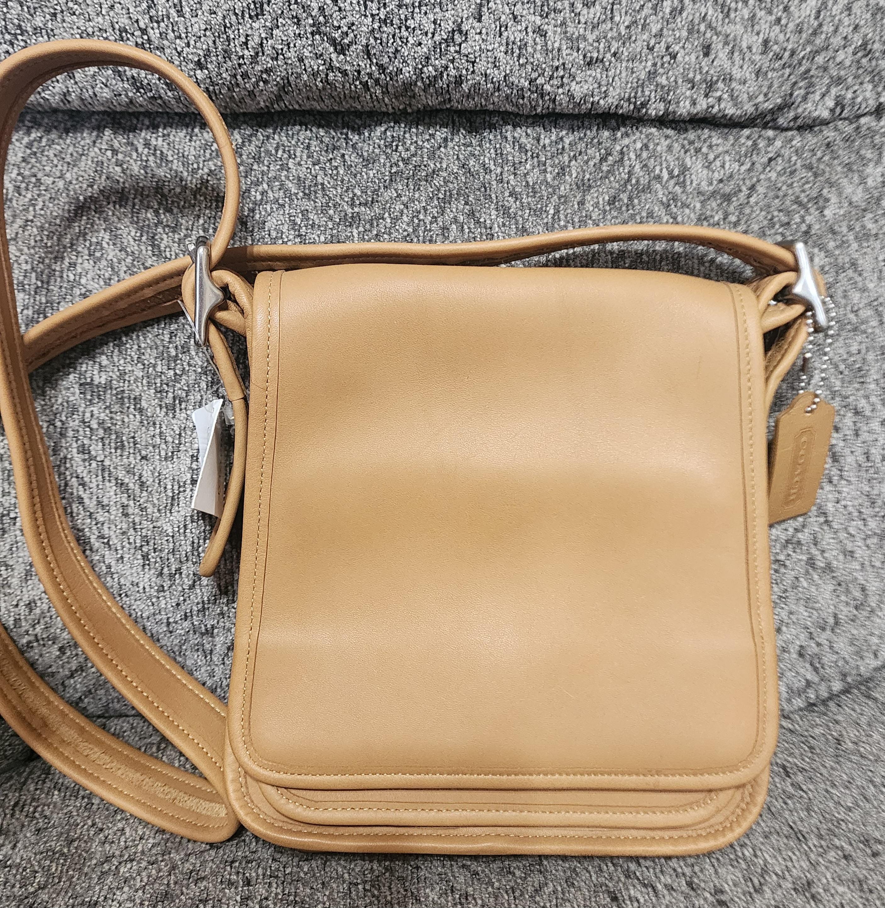 売上実績NO.1 Coach Legacy Canada Etsy - Flap バッグ