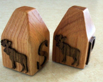 Oak Moose Salt and Pepper Shaker