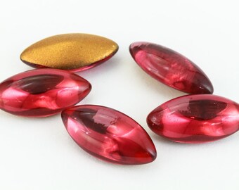 13mm x 18mm Pearlized Petal Pink Point Back Teardrop Cabochon #UP570