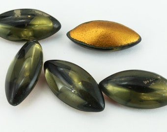 13mm x 18mm Pearlized Petal Pink Point Back Teardrop Cabochon #UP570