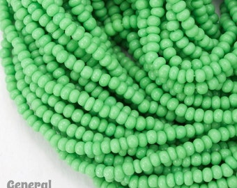 40 gram 4//0 Opaque Lime Green Czech Seed Bead #CSU017