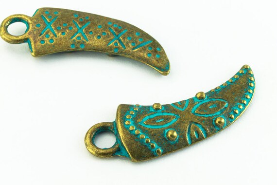 25mm Antique Brass//Patina Pewter Tusk #CHA312