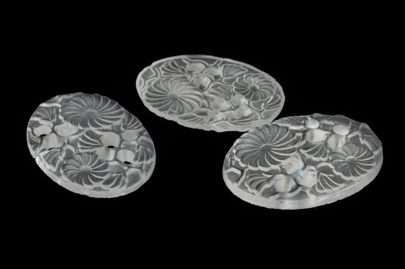 12.5mm x 17.5mm Matte Crystal Ornate Floral Oval Cabochon #XS57-D
