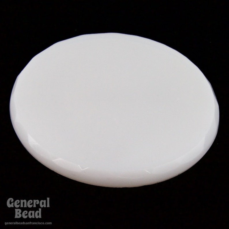 #4949 18mm White Round Flat Cabochon 6 Pcs