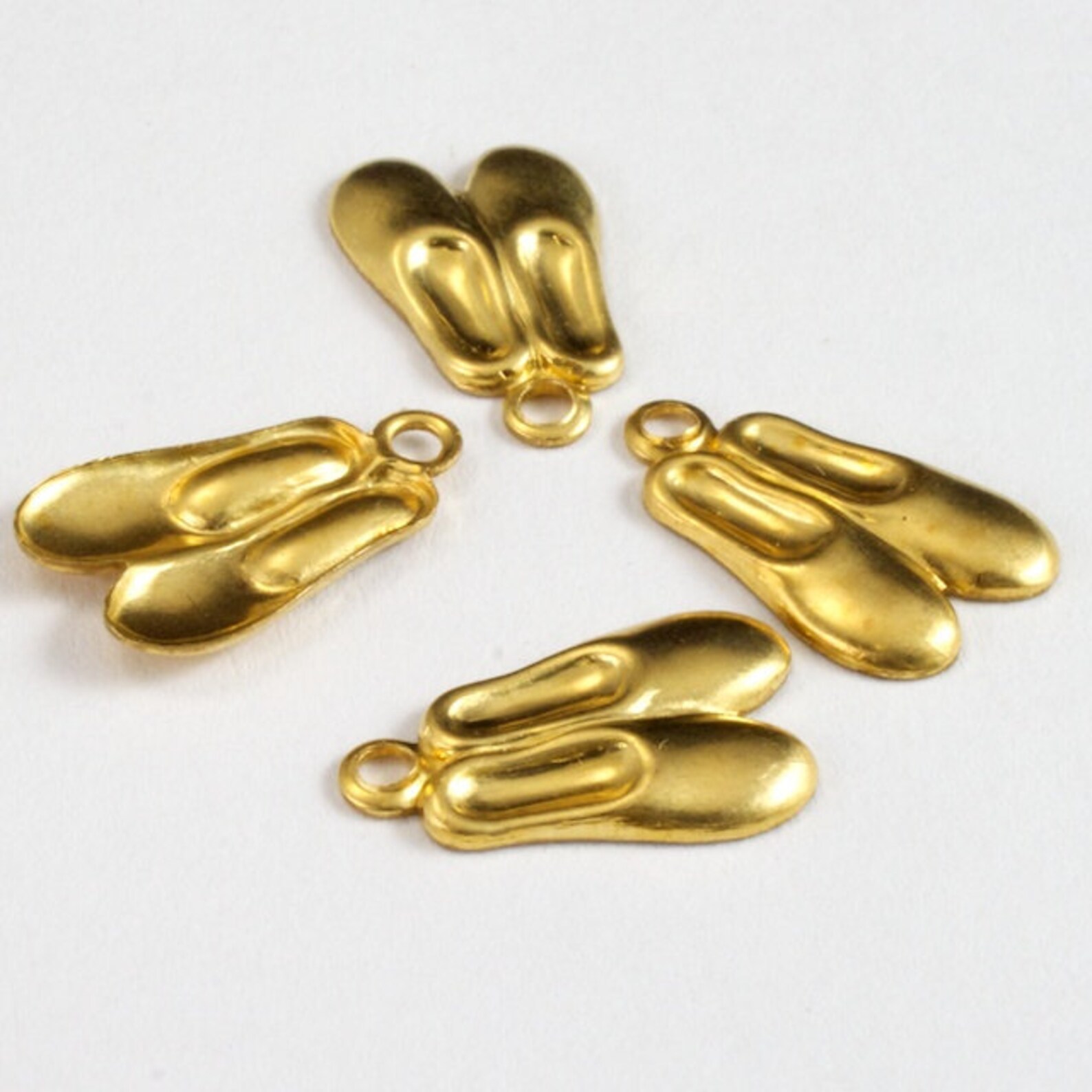 10mm brass ballet slippers (4 pcs) #2806