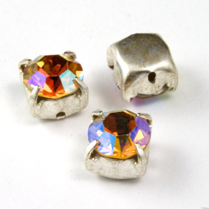 29ss Topaz ABSilver Sew-on #1477 2 Pcs