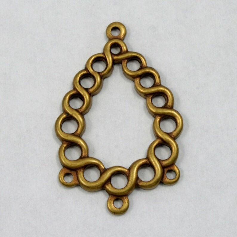 2 Pieces #1406 20mm Flat Twisted Teardrop Brass Charm