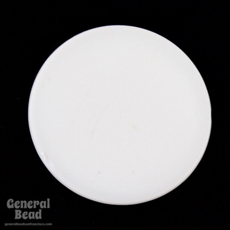 #4949 18mm White Round Flat Cabochon 6 Pcs