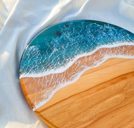 Resin Ocean Wave Round Personalized Charcuterie Board Set for Engagement Unique Couple Gifts, Epoxy Custom Cutting Board for Wedding, Bridal
