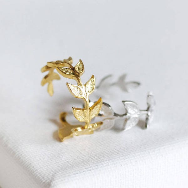 olive branch ring // silver or gold . adjustable branch ring . dainty leaf ring . delicate twig ring . open cuff twig ring . nature inspired