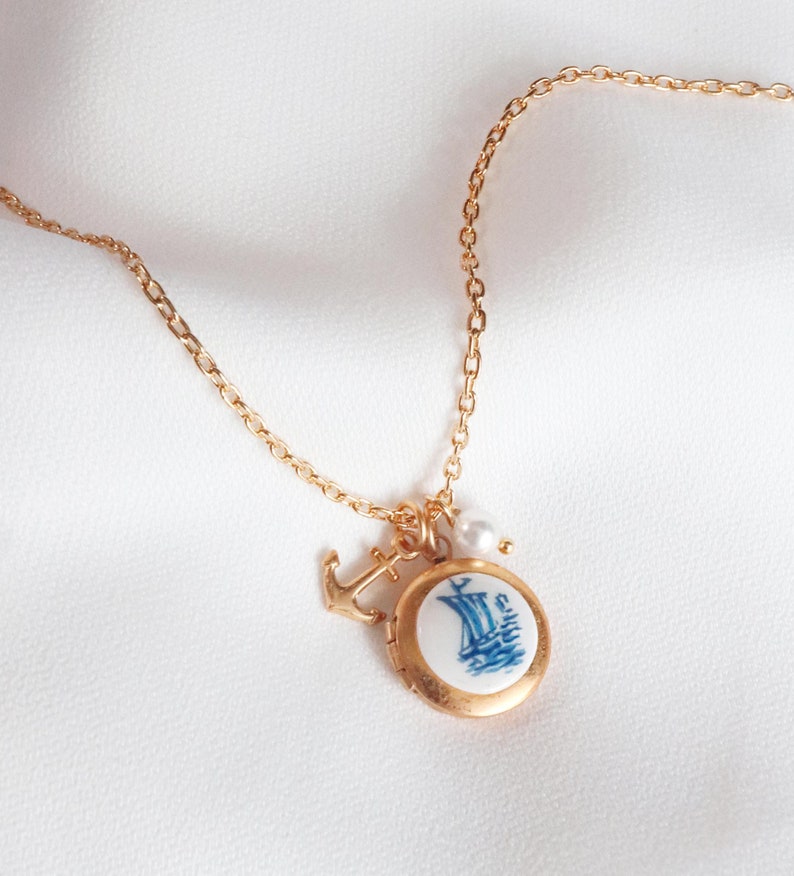 Pirata Anchor Locket Necklace Silver Or Gold Nautical Image 0
