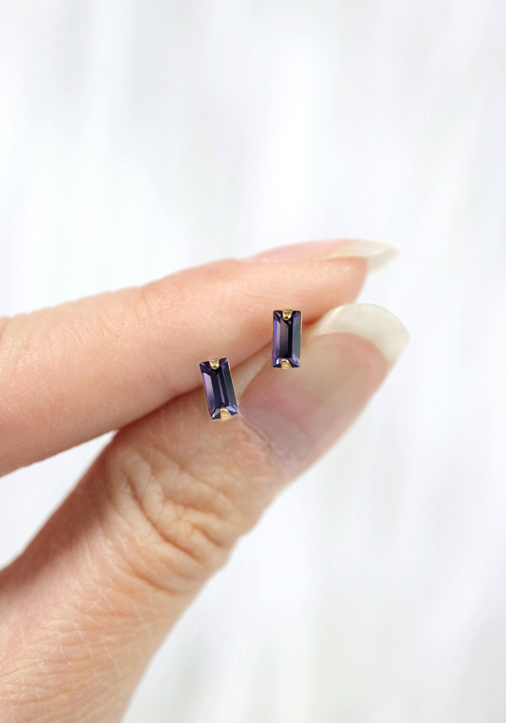 Light Purple Cubic Zirconia Rhodium Stud Earrings Nontarnish - February Light Purple Cubic Zirconia Rhodium Stud Earrings Nontarnish - February