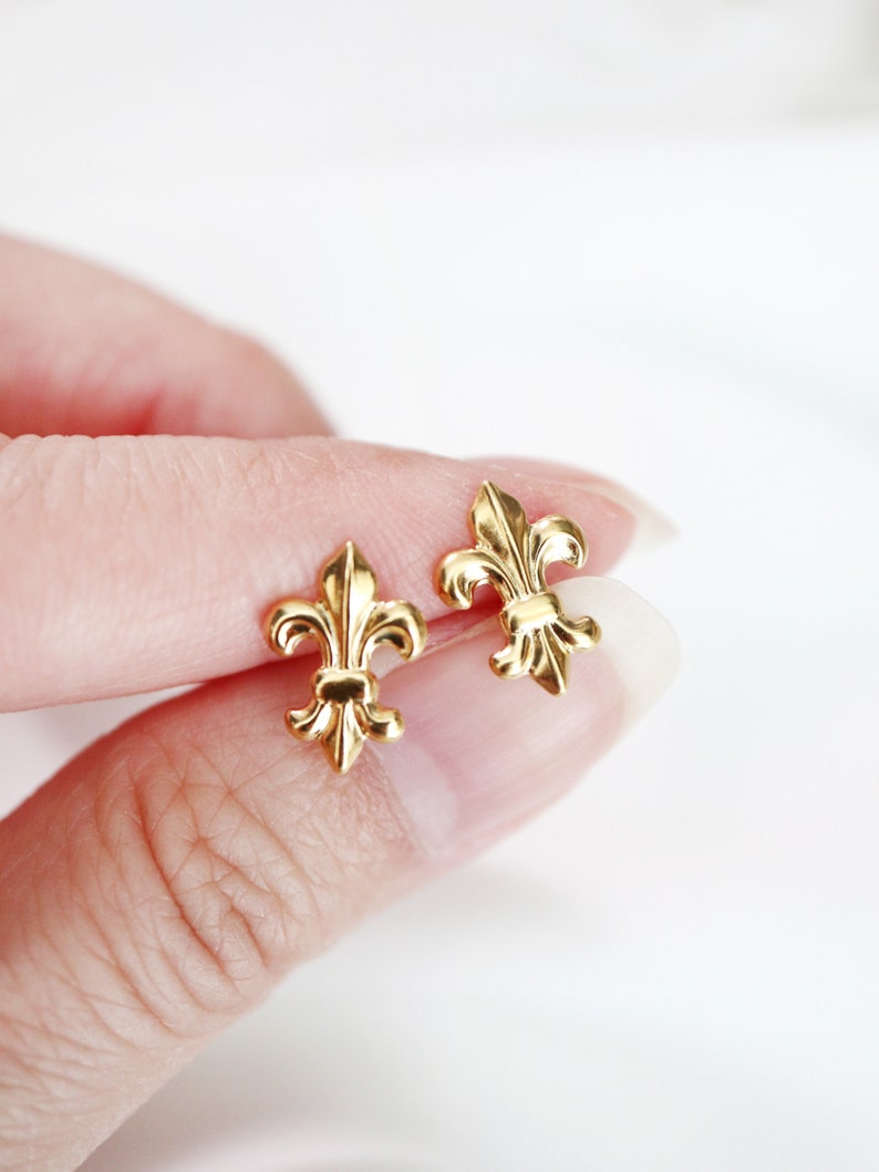 Fleur De Lis Stud Earrings // Sterling Silver or Gold Filled . Etsy