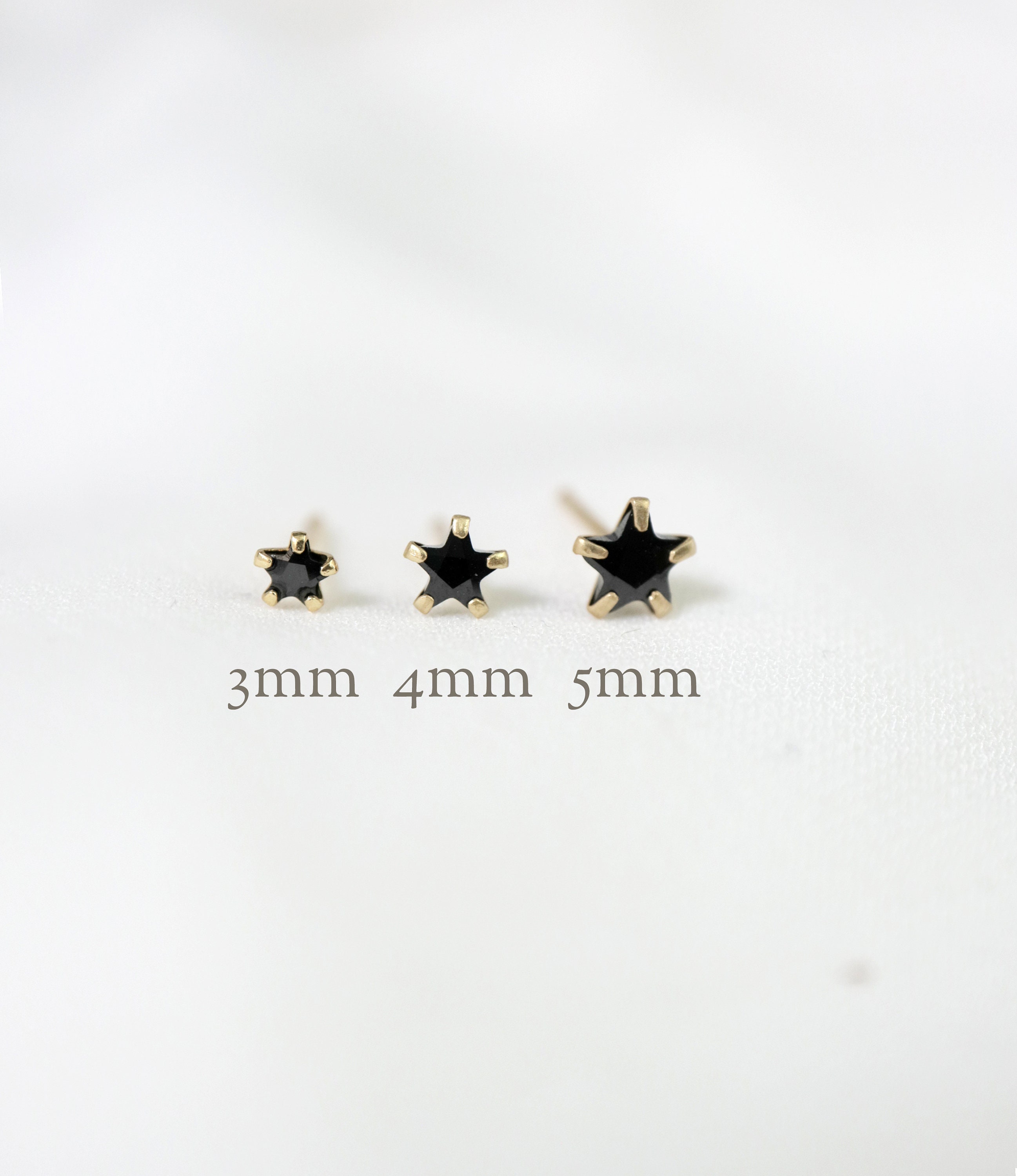 ★SENTIMENTS★ NO.557 [BLACK] STAR CUBIC SPRING EARCUFF Wild Card Ear Cuff
