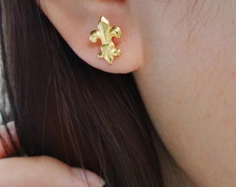 Boucles D'oreilles Puces Dorées Avec Cristal Multicolore - Style Fleur - Bijoux Des Lys - Neuf Avec étiquettes