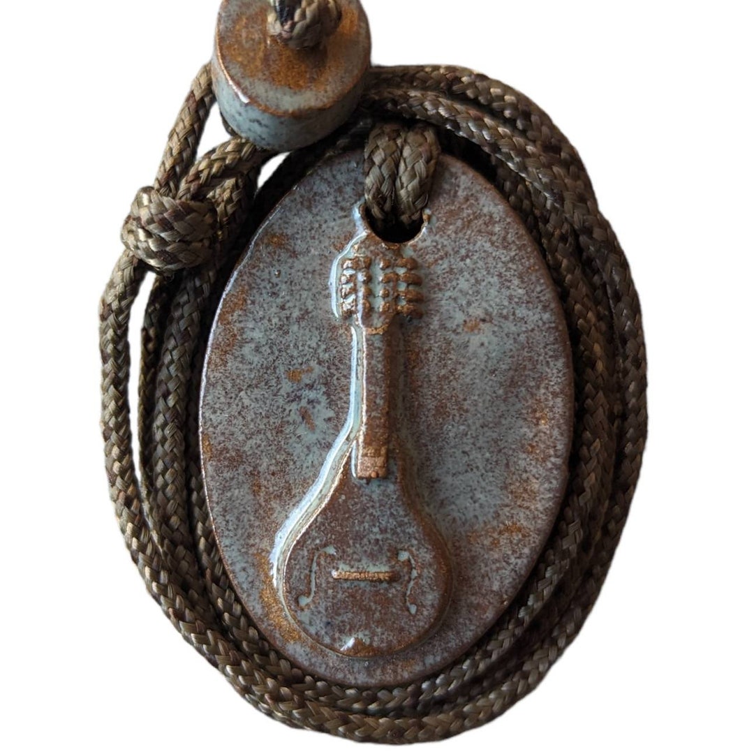 Mandolin Oldtime Bluegrass Instrument Jewelry Necklace Gift in Natural