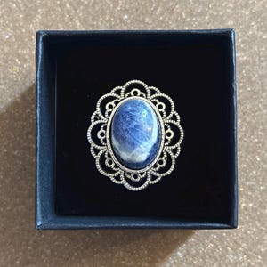Natural stone ring / women&#39;s or men&#39;s ring / adjustable flower ring / sodalite ring / amethyst ring / steel ring