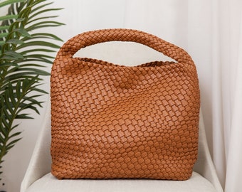 Grand sac à boulettes en cuir - Sac de créateur, sac tissé avec noeuds, grand sac à bandoulière, cuir végétalien, pochette sac à main en cuir entrelacé