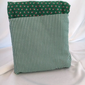 Christmas Green reusable grocery bag image 3