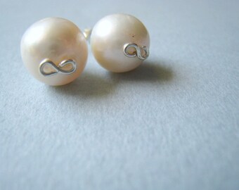 SIMPLICITY Hepburn || earrings || 12mm freshwater pearls & sterling silver