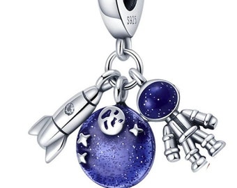 Bead charm made of 925 silver adaptable to Pandora bracelets, with very well defined details.