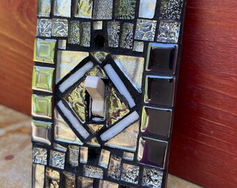 Mosaic Light switch plate covers, single toggle, stained glass decor, silver black mixed.