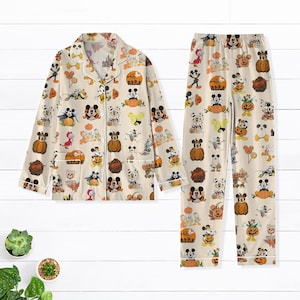 Halloween Mickey And Friends Pajamas Set, Disney Family Sleepwear, Spooky Disneyland Pajamas Set Women, Fall Matching Pajama Outfit