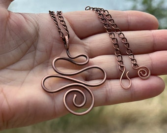 Handgemaakte koperen krulketting: antieke minimalistische sieraden