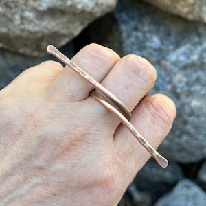 Minimalist Copper Ring, Copper Wrap Ring, Hammered Ring, Copper Ring, Solid Copper Ring, Spinner Ring, Handmade Ring, Adjustable Ring