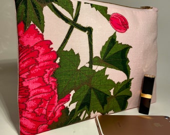 Floral Clutch bag, Linen Clutch, Simple Purse, Summer clutch, Alfred Shaheen fabric clutch purse, Pink purse