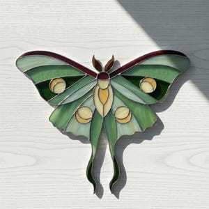 Patrón de vitral con forma de polilla: Atrapasol moderno DIY (PDF y JPEG)