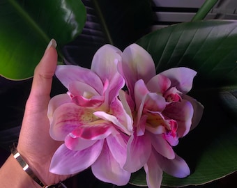 Grande pince à cheveux fleur rose : épingle à cheveux florale faite main