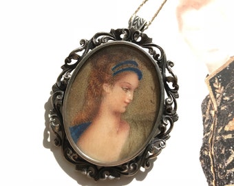 Vintage painting necklace | 1940's hand painted renaissance lady woman pendant brooch | Art Deco romantic 2 in 1 bridal jewelry